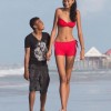 Observen detenidamente, esta pareja supera todas las burlas pareja