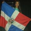¿Traerá Kimberly Castillo la corona de Miss Universo? Kimberly Castillo con la bandera dominicana