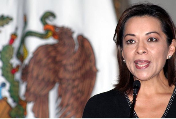 Candidata mexicana a seguidoras: si sus parejas no votan «no hay cuchicuchi» en un mes