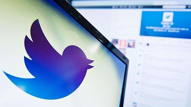 Twitter advierte a algunos usuarios que sus cuentas pueden haber sido pirateadas