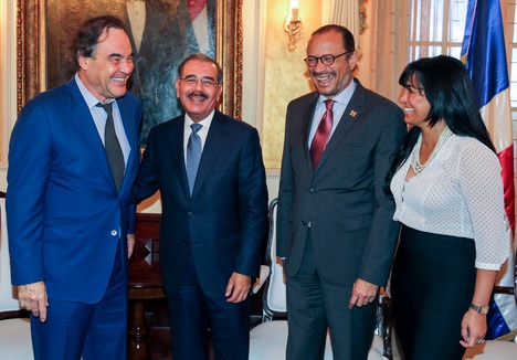 Danilo Medina y Oliver Stone