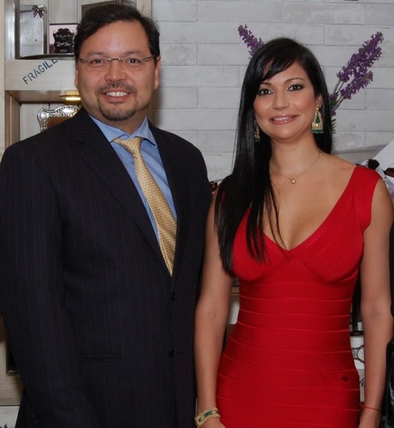 Gabriel Jimenez Aray junto a Yomaly Fernandez