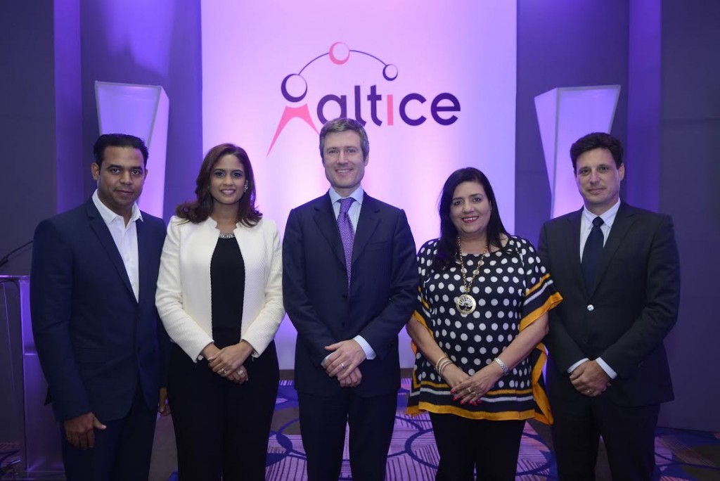 Rafael Pichardo, Mirna Eusebio, Martin Roos, Desiree Logroño y Jean Charles Nicolas