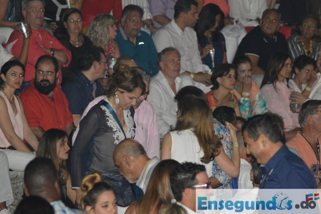 Cavada y milagros (2)