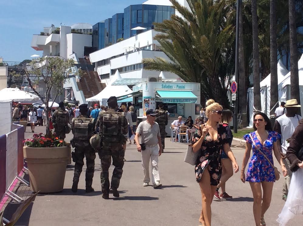 Cannes militarizado por prevención al terrorismo