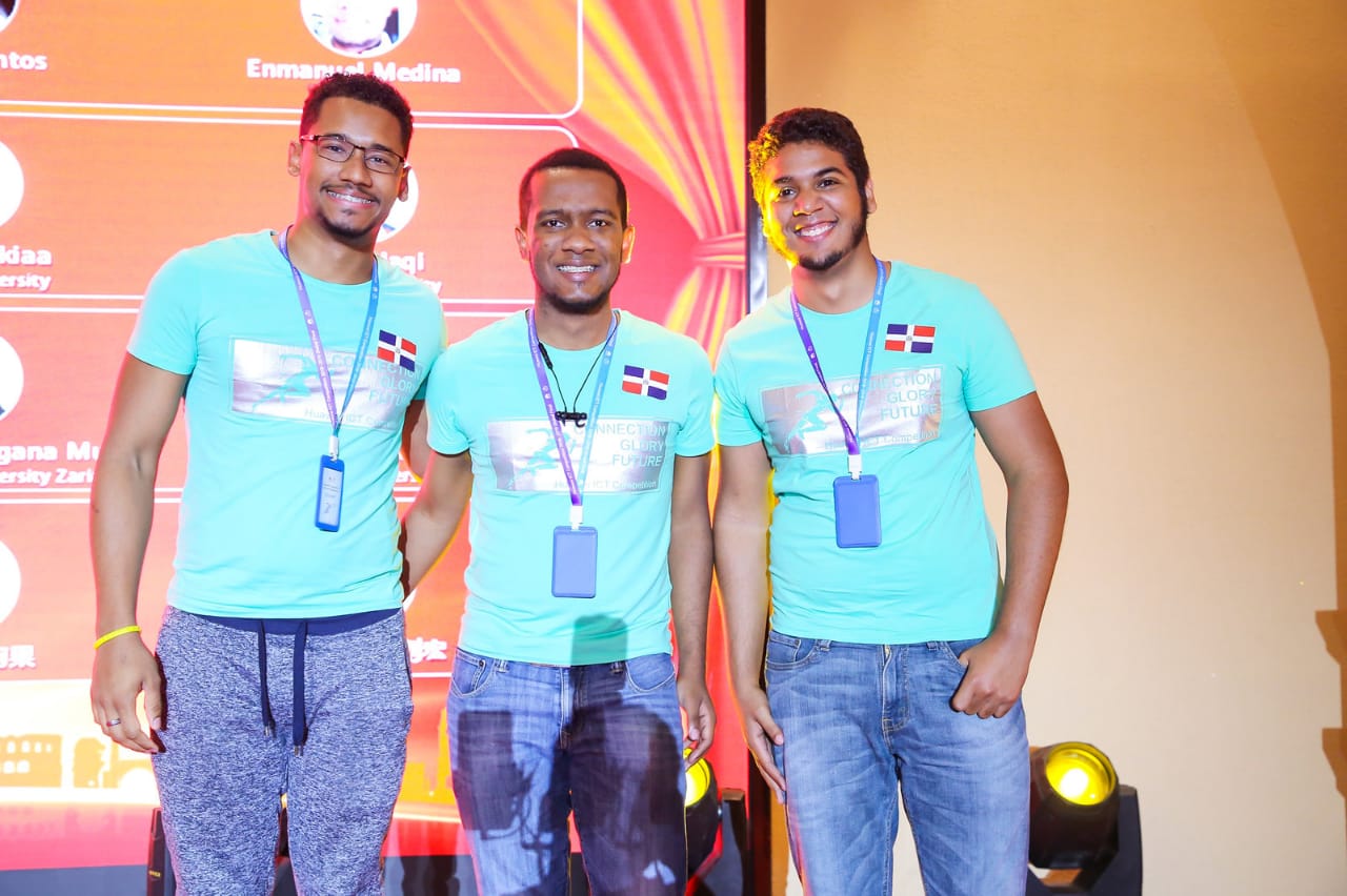 Estudiantes dominicanos ganan tercer lugar en competencia de Huawei en China