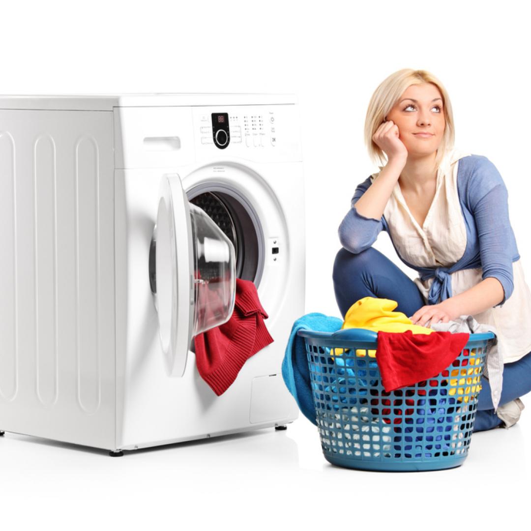 Te explicamos por qué no deberías lavar tu ropa interior en la lavadora -  