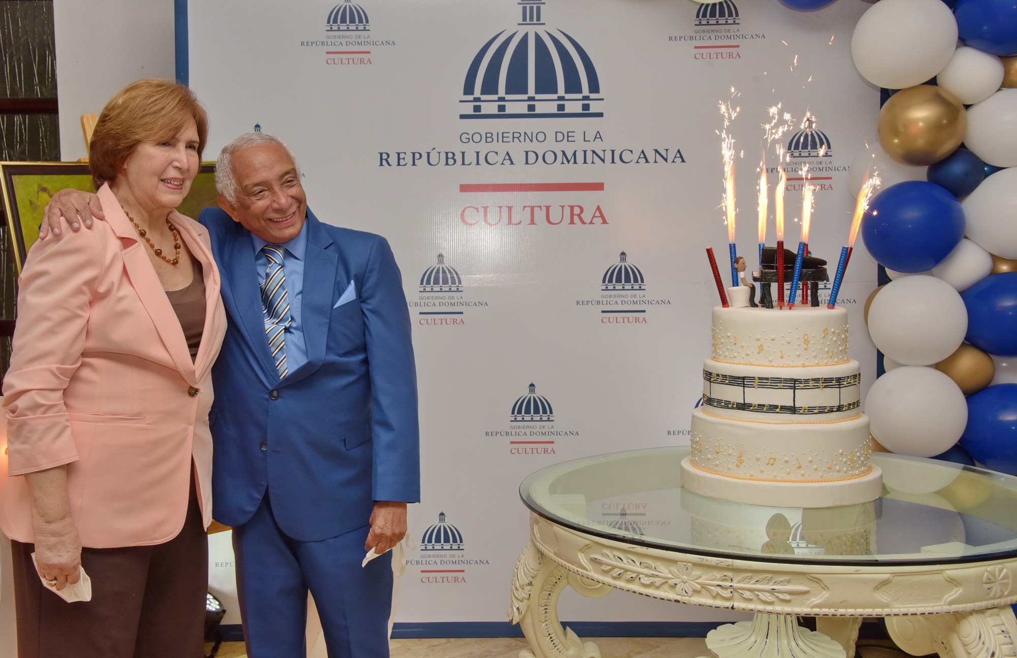 Cultura rindió tributo a la trayectoria de Rafael Solano con motivo de su  90 cumpleaños – Ensegundos.do